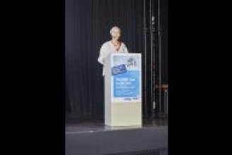 Staatssekretärin Elke Zimmer  am Rednerpult